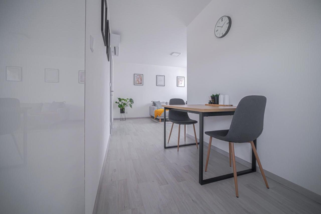 Grunt Apartments Mladá Boleslav Kültér fotó